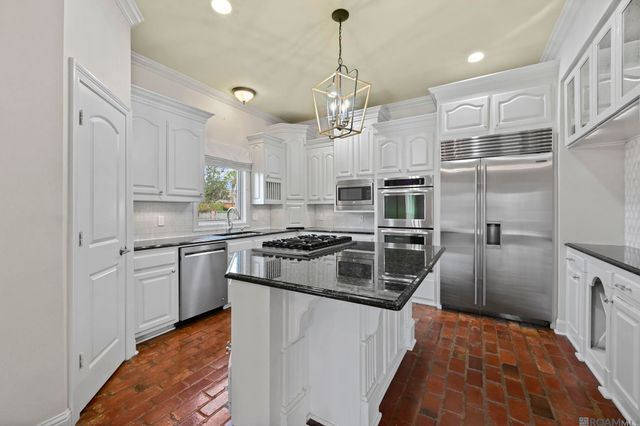 3234 Silver Sand Dr, Baton Rouge, LA 70816