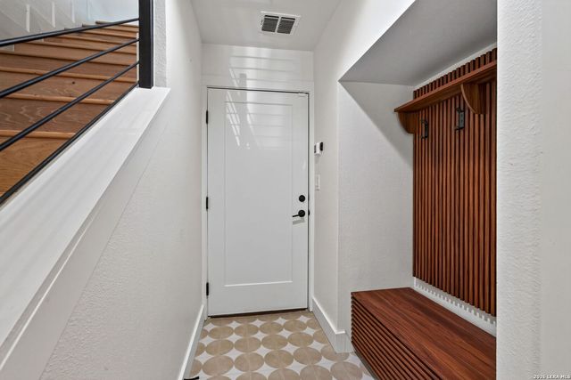 203 Paschal St Unit 104, San Antonio, TX 78212