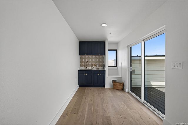 203 Paschal St Unit 104, San Antonio, TX 78212
