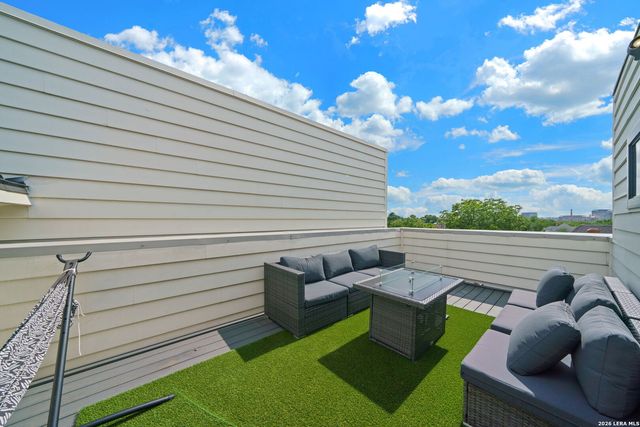 203 Paschal St Unit 104, San Antonio, TX 78212