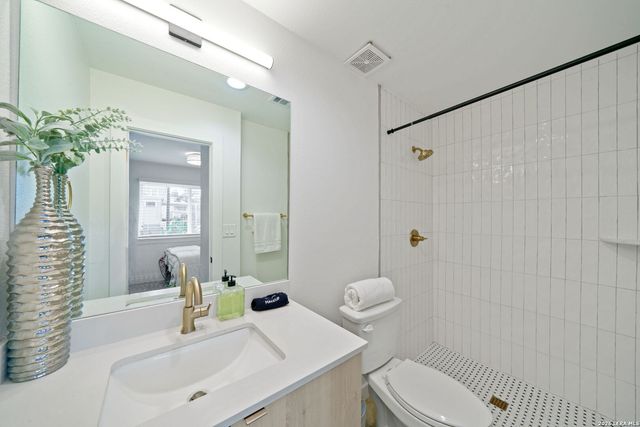 203 Paschal St Unit 104, San Antonio, TX 78212