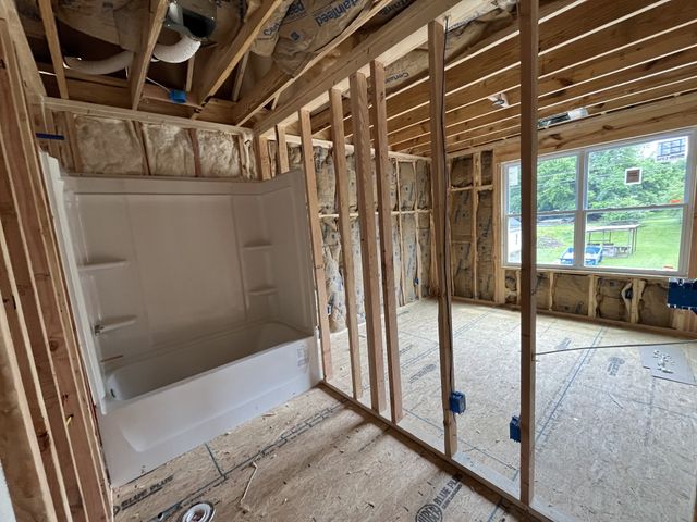 1217 Dodd St, Clarksville, TN 37040
