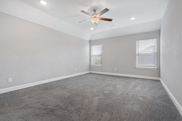 320 N Tacoma Street, Farmington, AR 72730