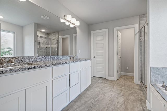 320 N Tacoma Street, Farmington, AR 72730