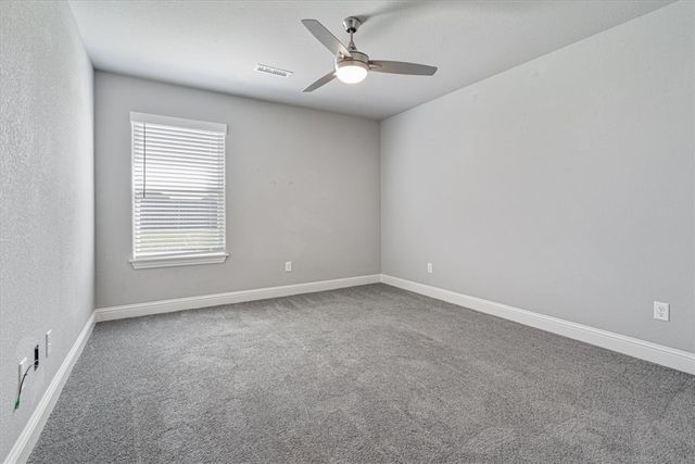 320 N Tacoma Street, Farmington, AR 72730