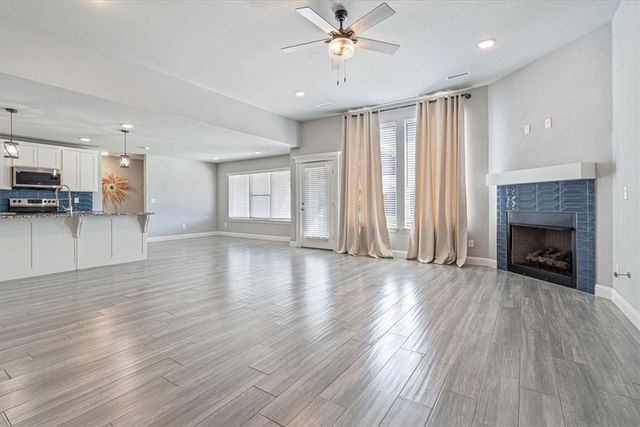 320 N Tacoma Street, Farmington, AR 72730
