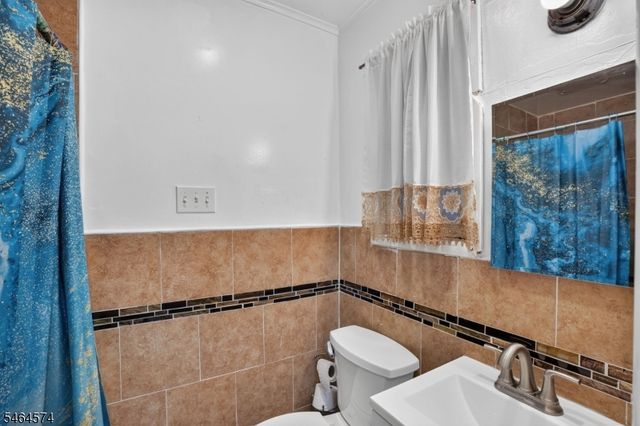 141 Kearney St, Paterson City, NJ 07522