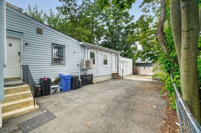 141 Kearney St, Paterson City, NJ 07522