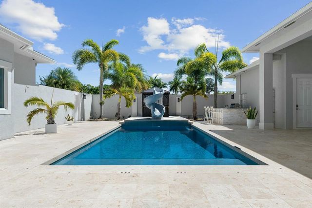 15503 Temple Boulevard, Loxahatchee, FL 33470