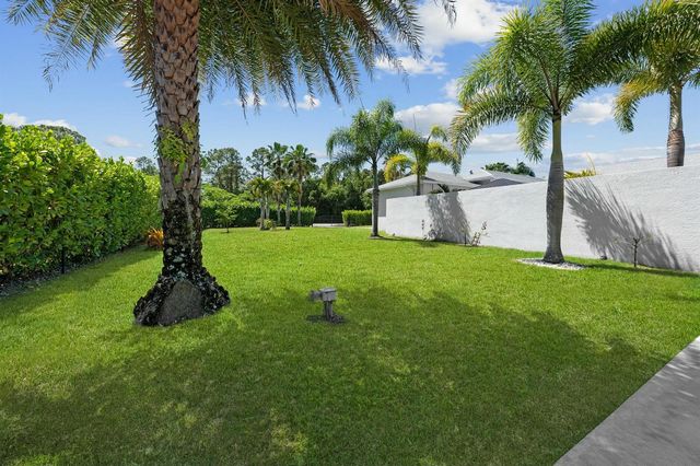 15503 Temple Boulevard, Loxahatchee, FL 33470