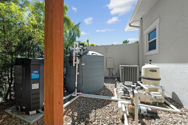 15503 Temple Boulevard, Loxahatchee, FL 33470