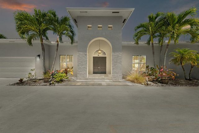 15503 Temple Boulevard, Loxahatchee, FL 33470