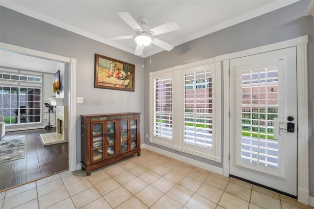 402 Lakeside Boulevard, Sugar Land, TX 77478
