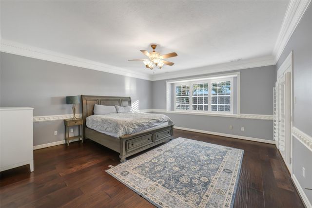402 Lakeside Boulevard, Sugar Land, TX 77478