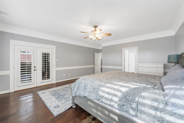 402 Lakeside Boulevard, Sugar Land, TX 77478