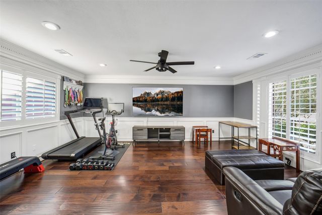 402 Lakeside Boulevard, Sugar Land, TX 77478