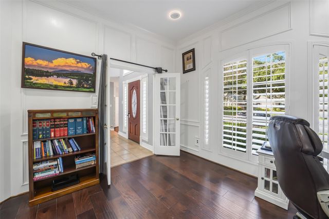 402 Lakeside Boulevard, Sugar Land, TX 77478