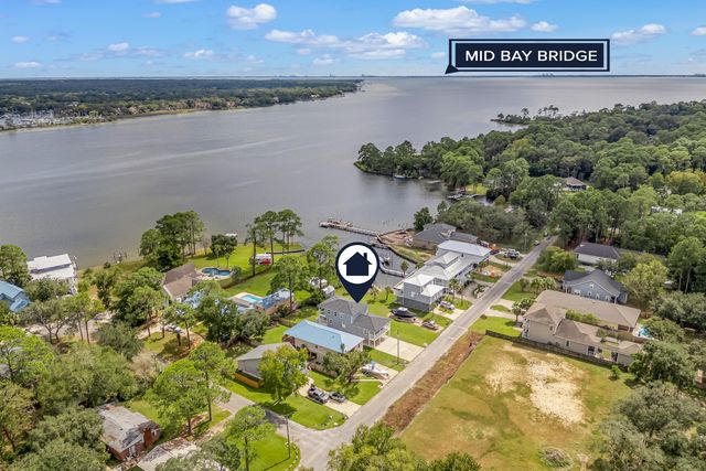 1725 Union Avenue, Niceville, FL 32578