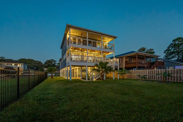 1725 Union Avenue, Niceville, FL 32578