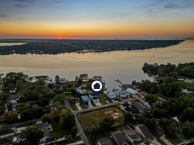 1725 Union Avenue, Niceville, FL 32578