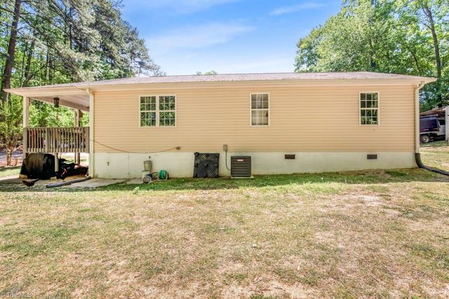 133 Pegg Avenue, Kernersville, NC 27284