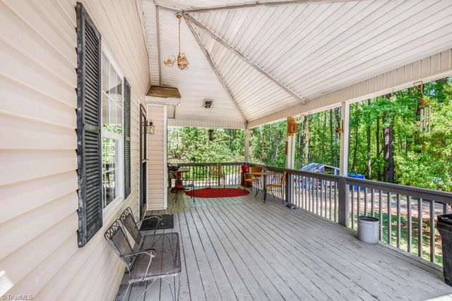 133 Pegg Avenue, Kernersville, NC 27284