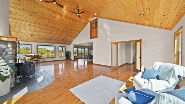 198 W Chicago Road, Coldwater, MI 49036