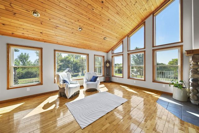 198 W Chicago Road, Coldwater, MI 49036