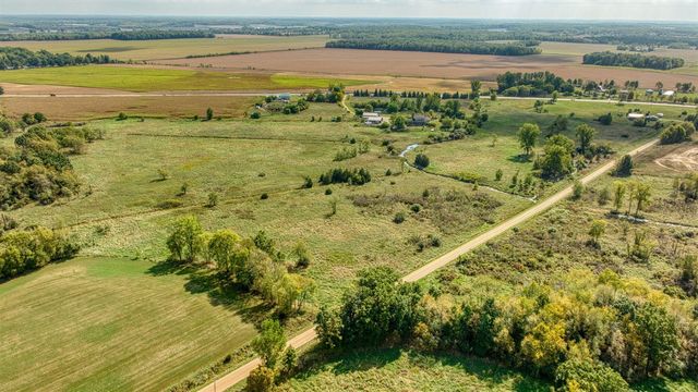 198 W Chicago Road, Coldwater, MI 49036