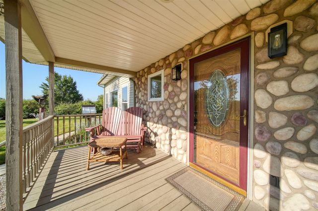 198 W Chicago Road, Coldwater, MI 49036