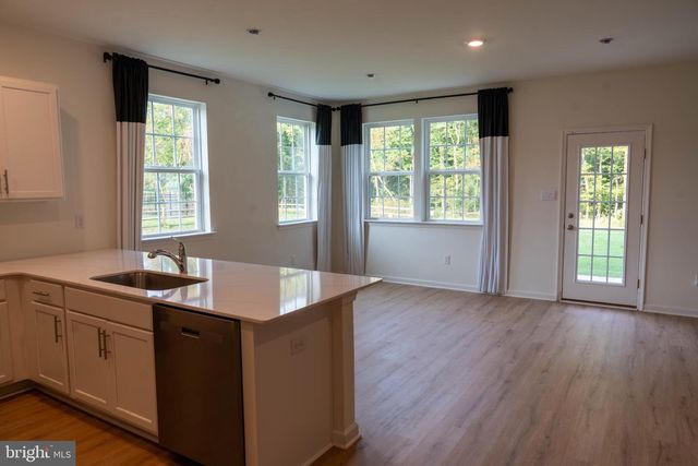 12 WHALER DR, Runnemede, NJ 08078