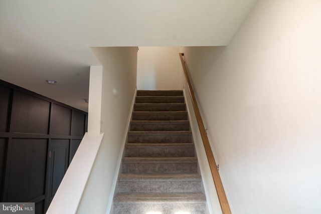 12 WHALER DR, Runnemede, NJ 08078