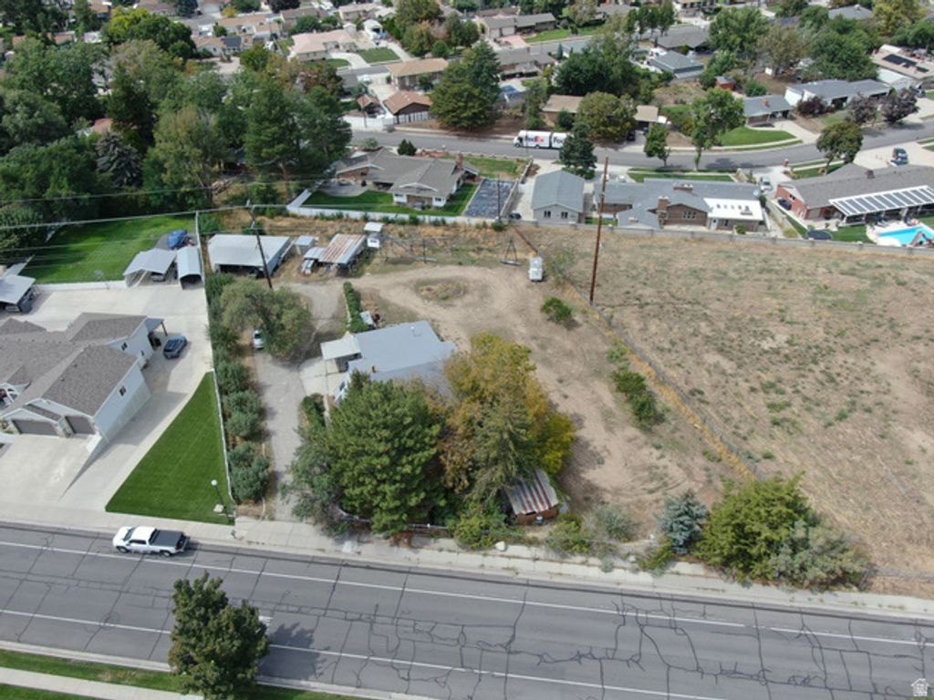 8730 S HARVARD PARK DR, Sandy, UT 84094 — photo 3