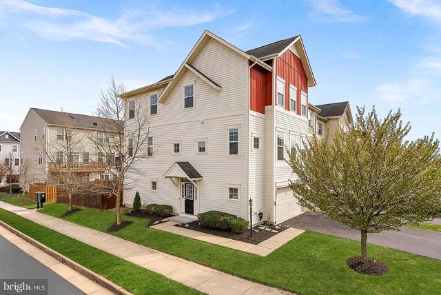 201 ARROW CROWN CT, Stephenson, VA 22656
