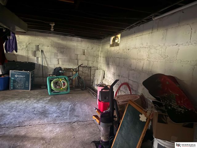 2540 Washington Street, Omaha, NE 68107