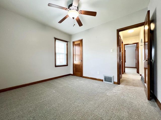 304 St Rose AVENUE, Fredonia, WI 53021