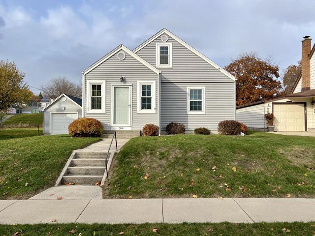 304 St Rose AVENUE, Fredonia, WI 53021