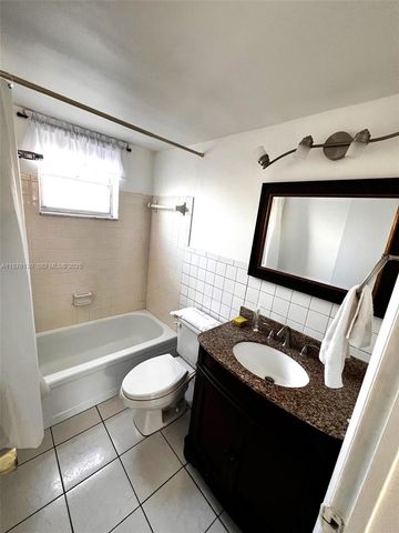 2145 Pierce Street 105, Hollywood, FL 33020