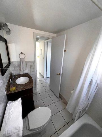 2145 Pierce Street 105, Hollywood, FL 33020