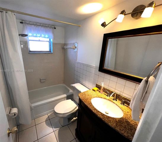 2145 Pierce Street 105, Hollywood, FL 33020