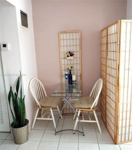2145 Pierce Street 105, Hollywood, FL 33020