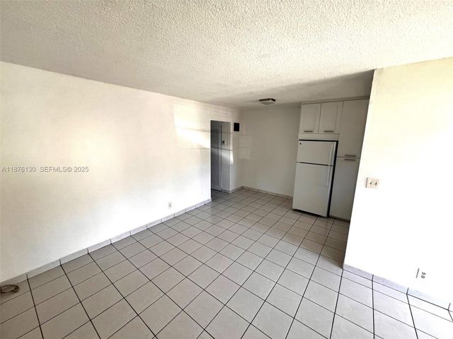 2145 Pierce Street 105, Hollywood, FL 33020