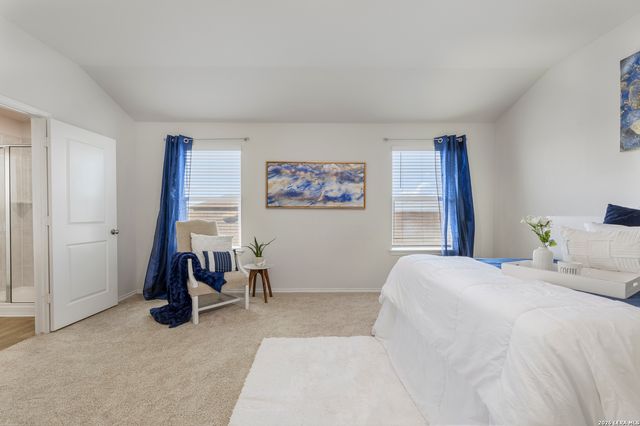 4111 FORT PALMER BLVD, St Hedwig, TX 78152
