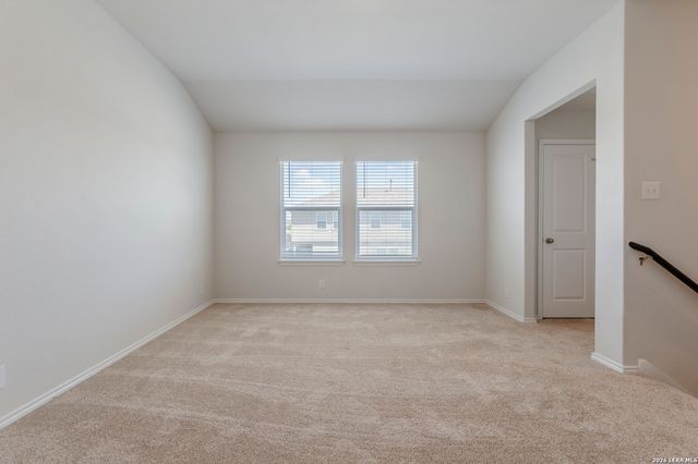 4111 FORT PALMER BLVD, St Hedwig, TX 78152