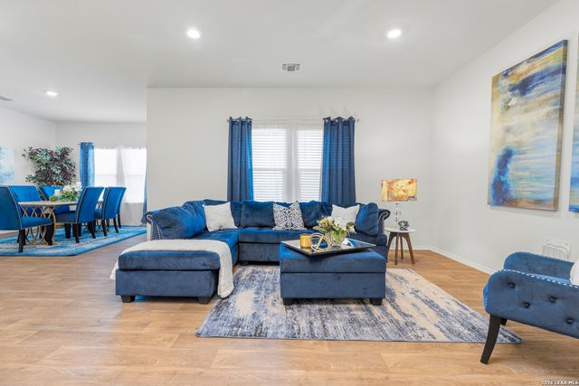 4111 FORT PALMER BLVD, St Hedwig, TX 78152