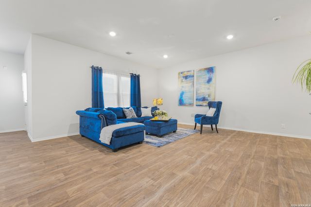 4111 FORT PALMER BLVD, St Hedwig, TX 78152