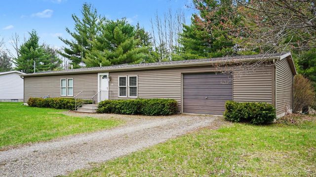1553 Mills Road, Mills Twp, MI 48756