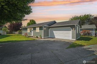 17702 Spring Lane Avenue, Marysville, WA 98271