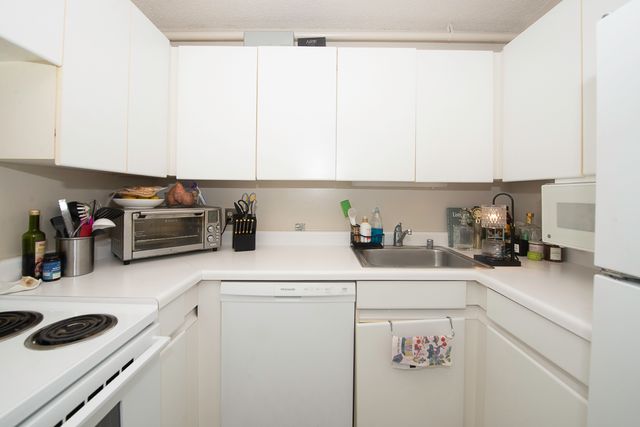 440 N Wabash Avenue 1710, Chicago, IL 60611