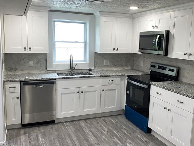 1013 Cambridge AVE, Portsmouth, VA 23707